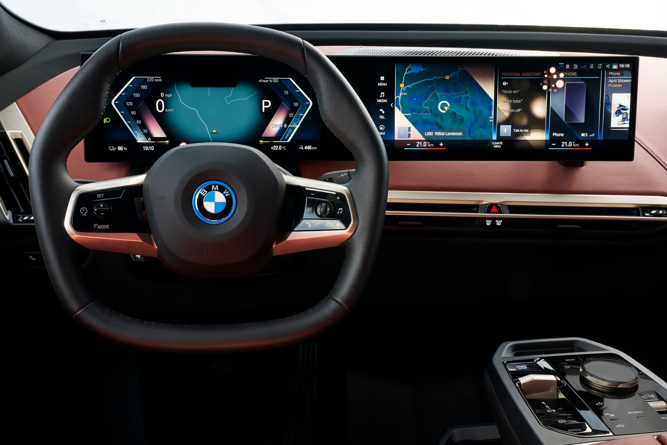 Evolution of BMW iDrive: Dari Generasi Pertama Hingga Terbaru - BMW Astra