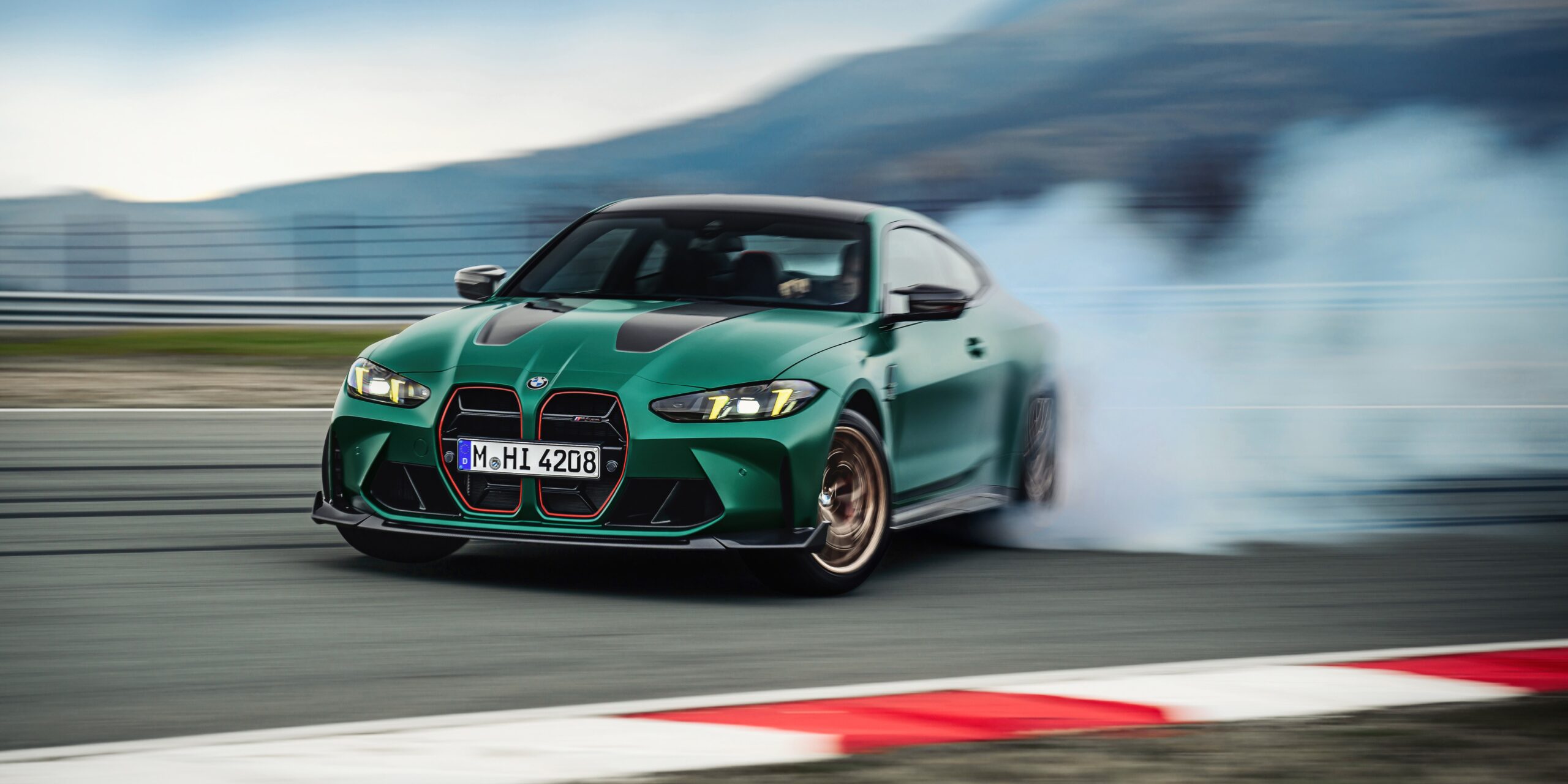 Bedah Perbedaan Lini BMW M dari Sport hingga M High Performance