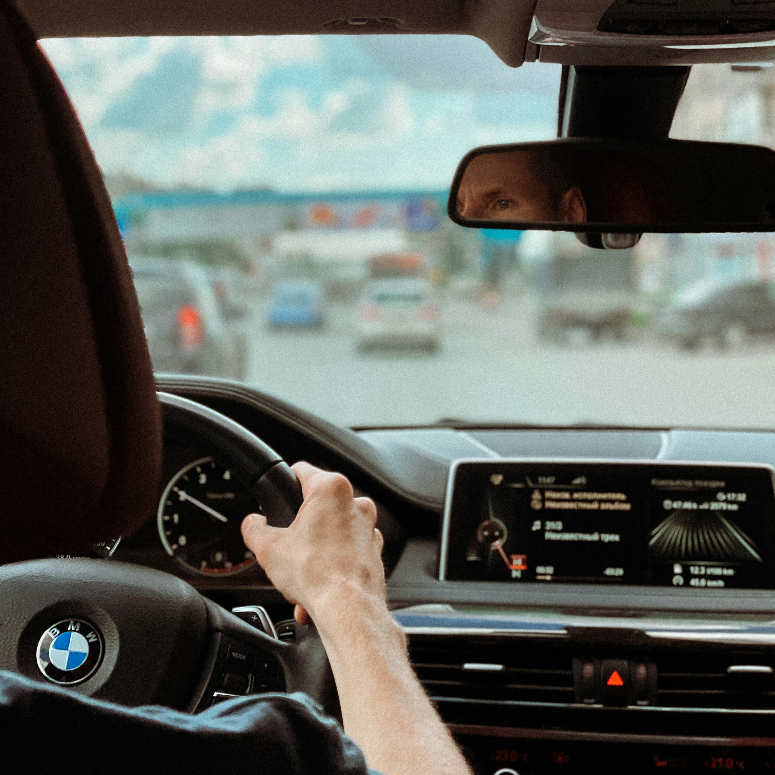 Perlindungan Lebih Tenang dengan Benefit Personal Accident dari BMW Astra Used Car
